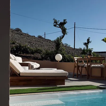 Flores - Private Pool 度假居 Los Caideros